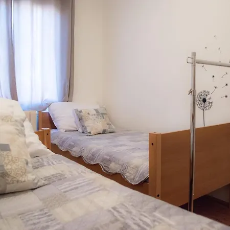 アパート With Parking Space - Diklo, - 16522 *