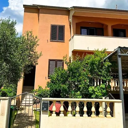 With A Parking Space - Diklo, - 16522 Apartment Zadar