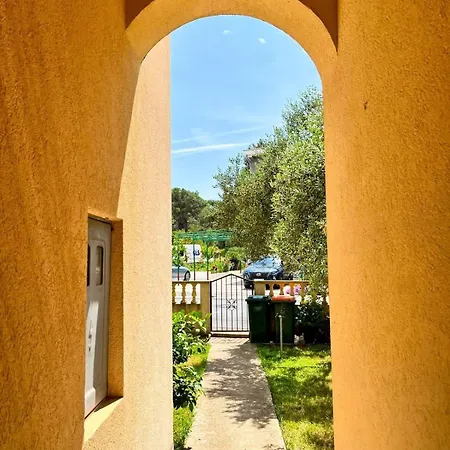 With Parking Space - Diklo, - 16522 아파트 *